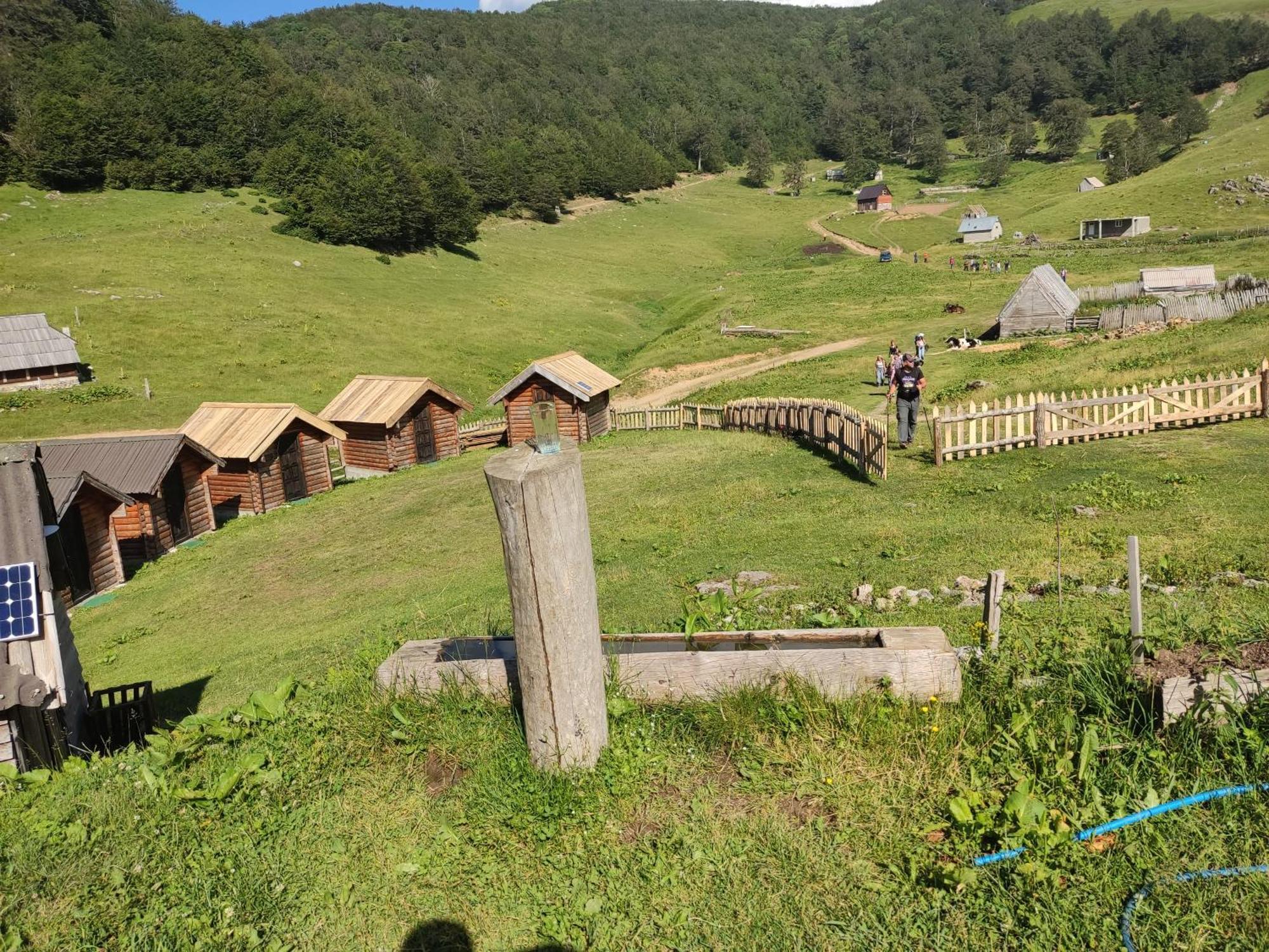 Eco Village Goles Kolasin Exterior photo